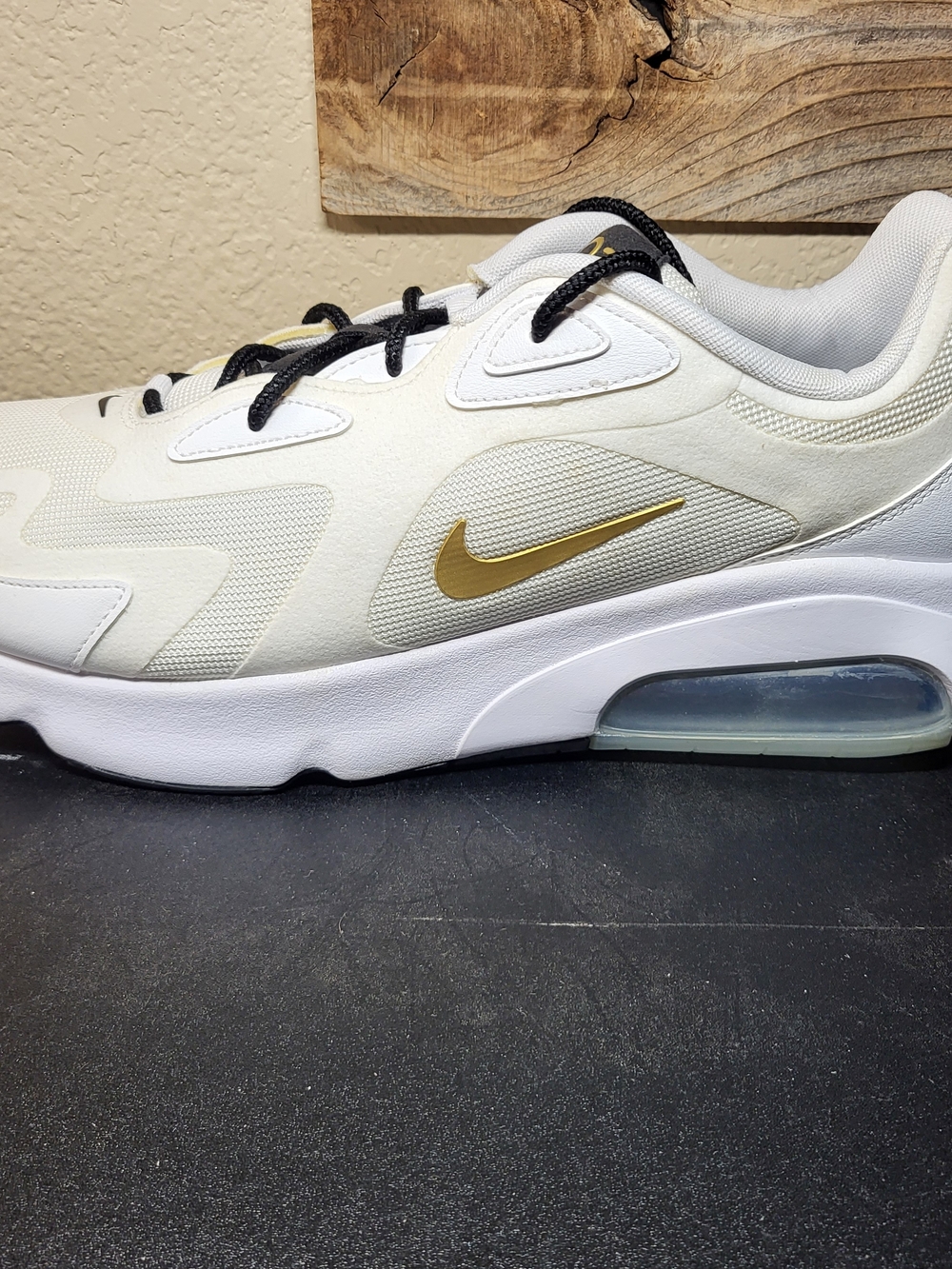 *NEW*Air Max 200 University Metallic Gold/Cream White Athletic Shoes Size Men 13